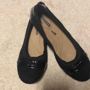 REDUCED Clarks Collection Black Ballet Flats 8M